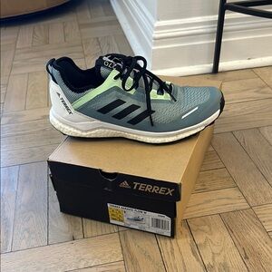 Adidas Terrex Agravic